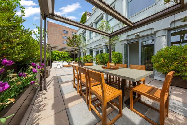 Exterior, Sun Room
