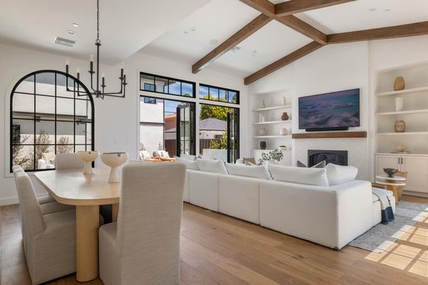 Chandelier, Dining room, Fireplace, Interior, Living room, Pendant Lights, Recessed Lighting, Wooden Beams, Wood Texture Flooring
