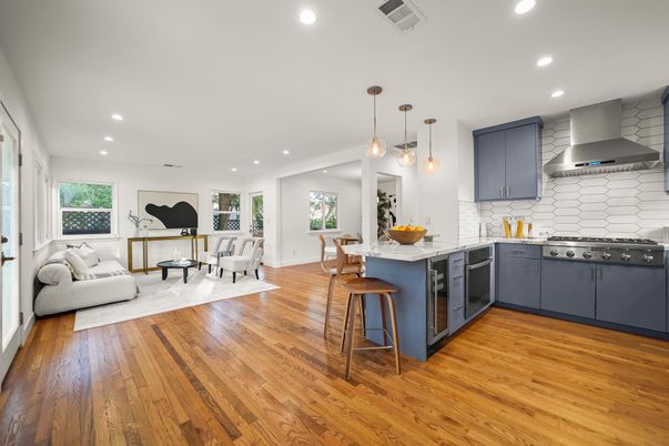 Dining room, Interior, Kitchen, Living room, Pendant Lights, Recessed Lighting, Stainless Steel Appliances, Wood Texture Flooring