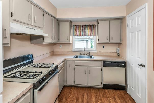 Interior, Kitchen, Wood Texture Flooring