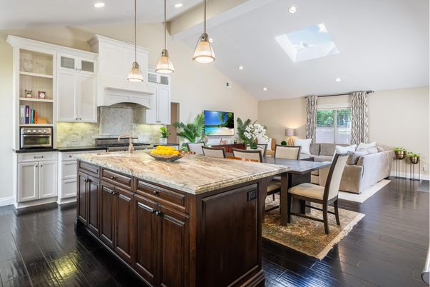 Dining room, Interior, Kitchen, Living room, Pendant Lights, Recessed Lighting, Stainless Steel Appliances, Wood Texture Flooring