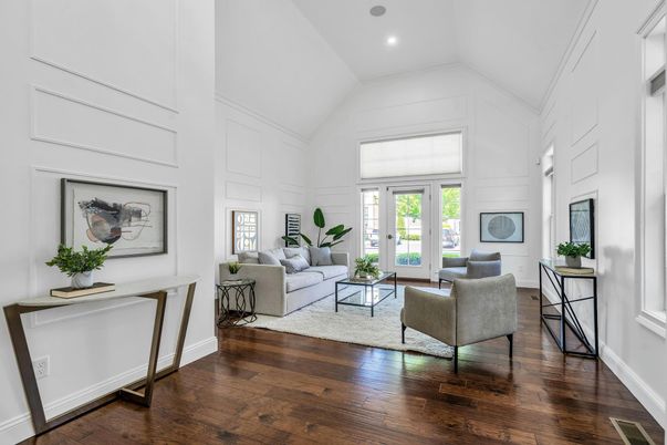 Interior, Living room, Recessed Lighting, Wood Texture Flooring