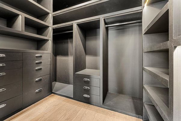 Interior, Walk-in Closets, Wood Texture Flooring