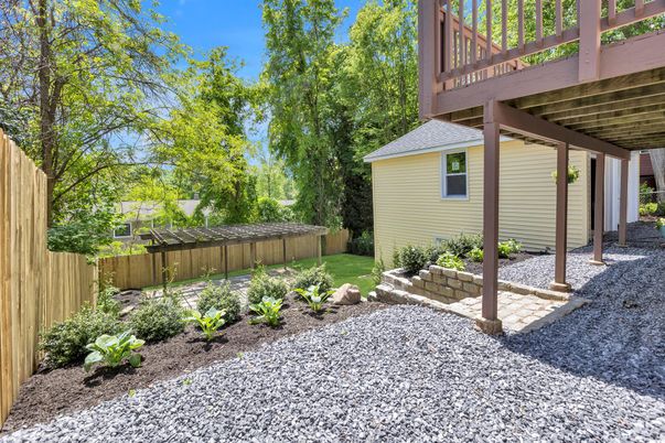 Backyard, Exterior