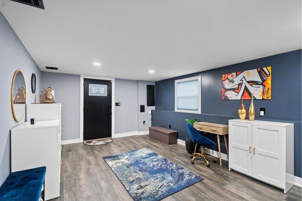 Home Office, Interior, Recessed Lighting, Wood Texture Flooring