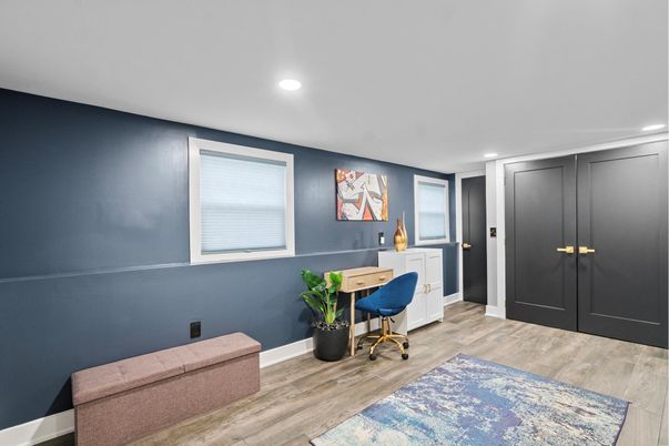 Home Office, Interior, Recessed Lighting, Wood Texture Flooring