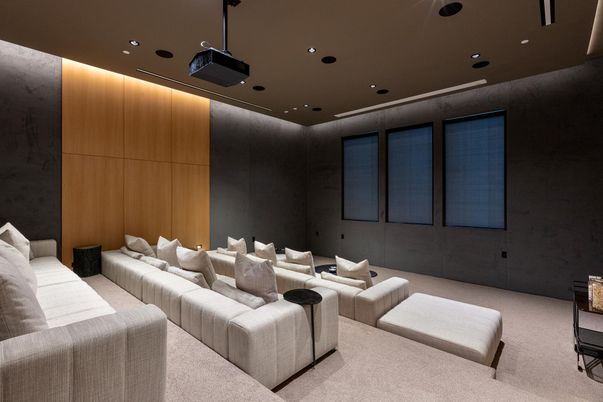 Interior, Projection Screen, Recessed Lighting, Theatre Room