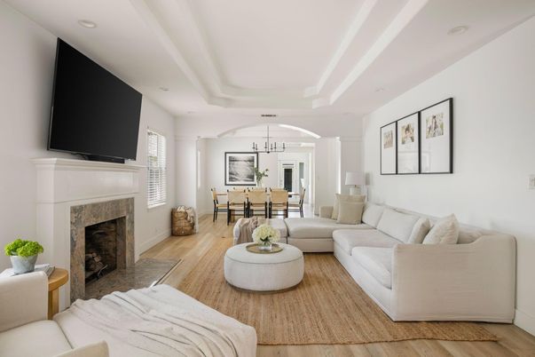 Dining room, Fireplace, Interior, Living room, Pendant Lights, Recessed Lighting, Wood Texture Flooring