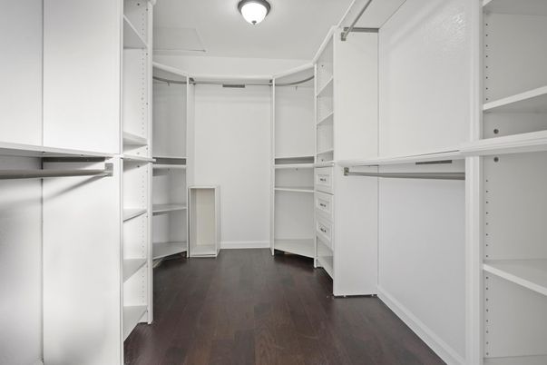 Interior, Walk-in Closets, Wood Texture Flooring