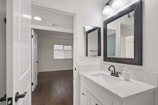 Bathroom, Interior, Recessed Lighting, Wood Texture Flooring