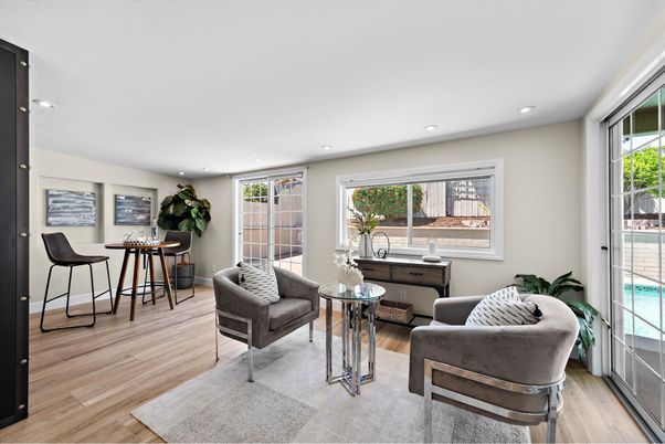 Interior, Living room, Recessed Lighting, Wood Texture Flooring