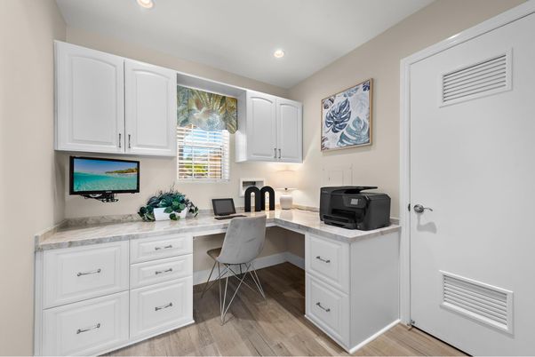 Home Office, Interior, Recessed Lighting, Wood Texture Flooring