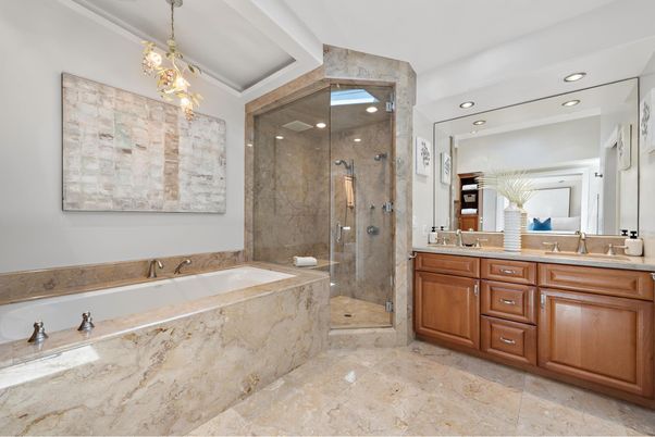 Bathroom, Glass Shower, Interior, Pendant Lights, Recessed Lighting