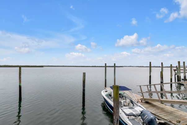 Exterior, Water
