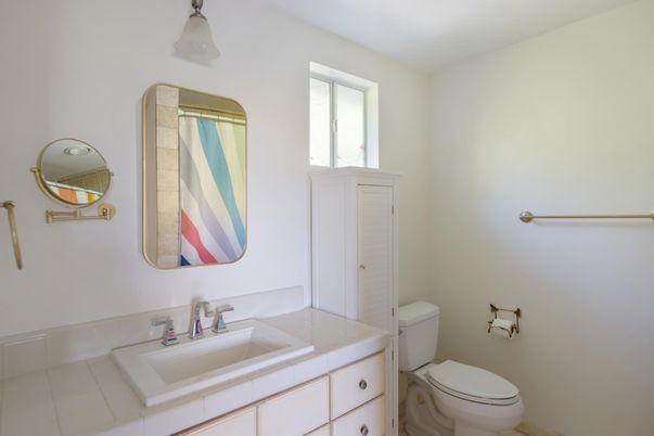 Bathroom, Interior, Tile Countertops