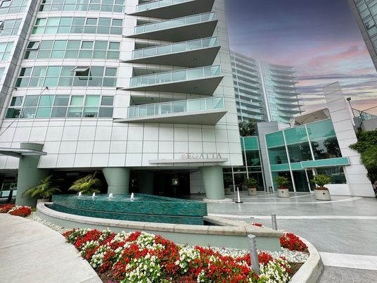 Exterior, Facade, Condo Building