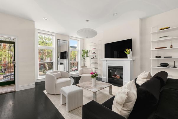 Fireplace, Interior, Living room, Pendant Lights, Recessed Lighting, Wood Texture Flooring