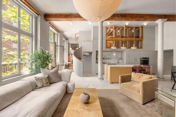 Interior, Kitchen, Living room, Pendant Lights, Recessed Lighting, Wooden Beams