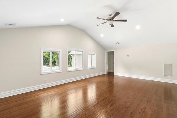 Empty room, Interior, Recessed Lighting, Wood Texture Flooring