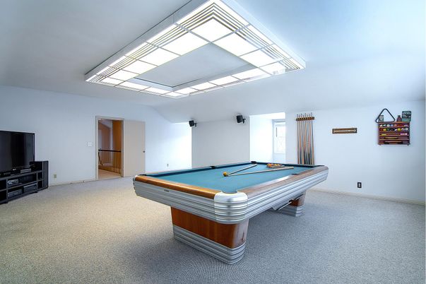 Billiard Table, Game Room, Interior