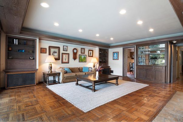 Interior, Living room, Recessed Lighting, Wood Texture Flooring