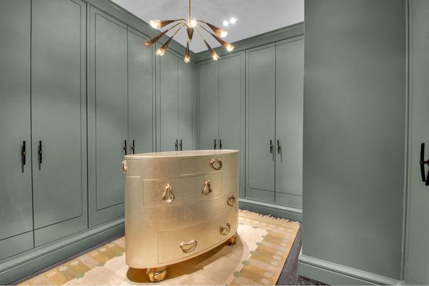 Bathroom, Interior, Pendant Lights, Recessed Lighting, Wood Texture Flooring