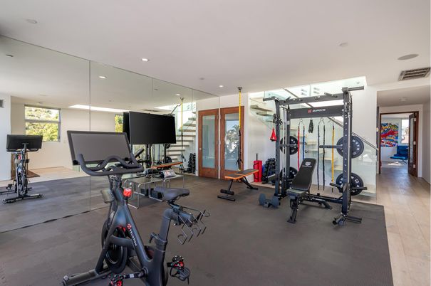 Fitness Equipment, Interior, Recessed Lighting