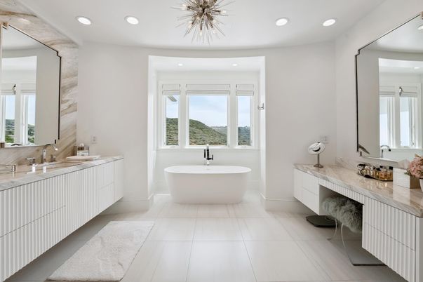 Bathroom, Dual Sink Vanities, Free Standing Baths, Interior, Recessed Lighting