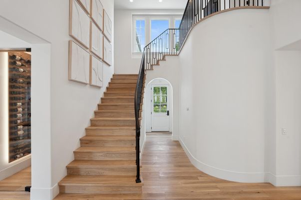 Interior, Recessed Lighting, Wood Texture Flooring