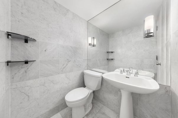 DE Listing image placeholder