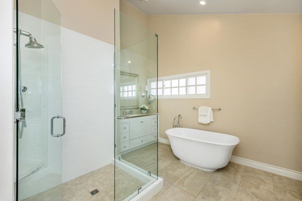 Bathroom, Free Standing Baths, Glass Shower, Interior, Recessed Lighting