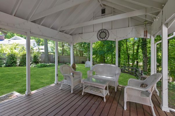 Exterior, Sun Room