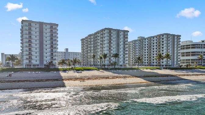 Exterior, Facade, Condo Building