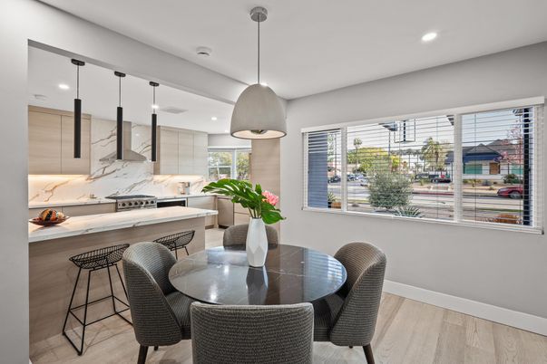 Dining room, Interior, Kitchen, Pendant Lights, Recessed Lighting, Wood Texture Flooring