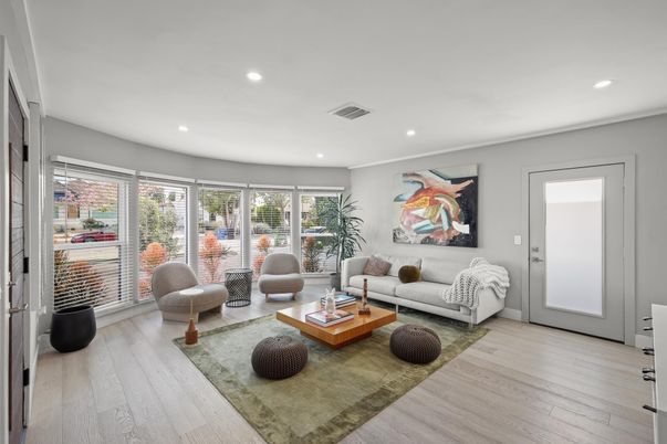 Interior, Living room, Recessed Lighting, Wood Texture Flooring