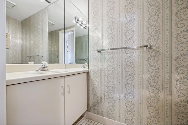 Bathroom, Dual Sink Vanities, Glass Shower, Interior