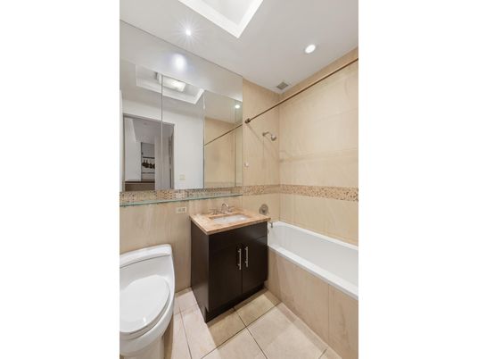 Bathroom, Interior, Recessed Lighting