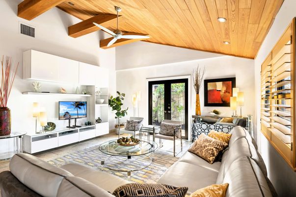 Interior, Living room, Recessed Lighting, Wooden Beams, Wooden Ceilings