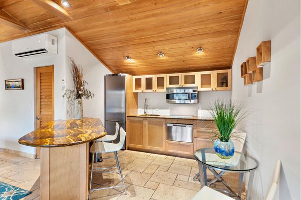 Dining room, Interior, Kitchen, Recessed Lighting, Stainless Steel Appliances, Wooden Ceilings