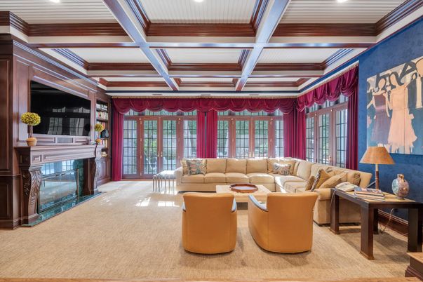 Fireplace, Interior, Living room, Recessed Lighting