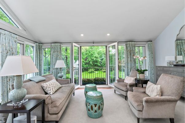 Interior, Living room, Recessed Lighting, Sun Room
