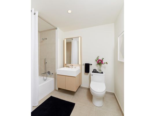 Bathroom, Interior, Recessed Lighting