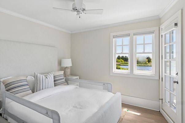 Bedroom, Interior, Water, Wood Texture Flooring