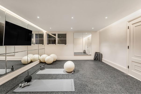 Fitness Equipment, Interior, Recessed Lighting