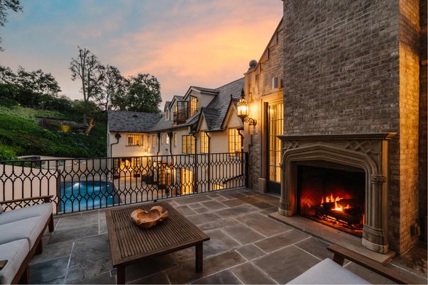 Exterior, Fireplace, Pool
