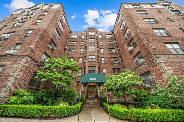 Exterior, Facade, Brick Facade, Condo Building