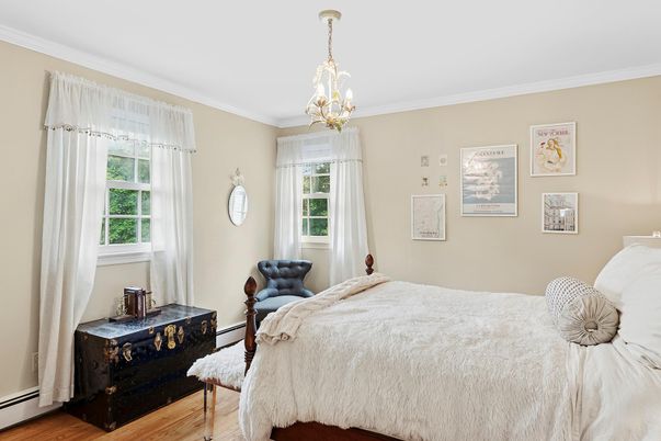 Bedroom, Interior, Pendant Lights, Wood Texture Flooring