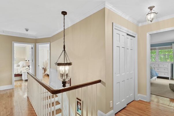 Bedroom, Interior, Pendant Lights, Wood Texture Flooring
