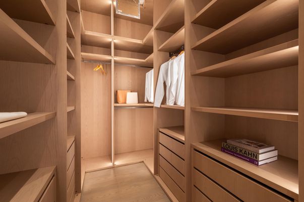 Interior, Walk-in Closets, Wood Texture Flooring