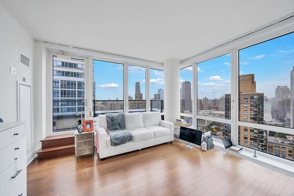 Interior, Other, Skyline